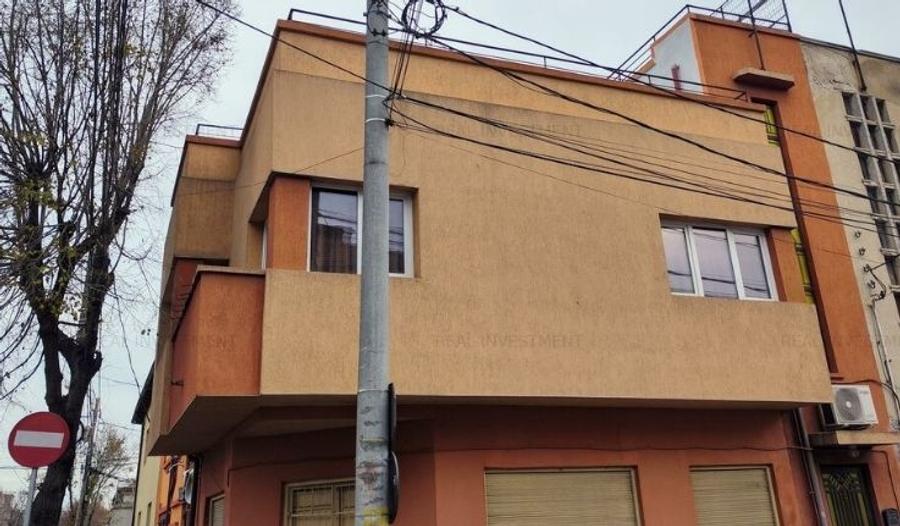 Casă cu 4 camere cu Teren 69 Mp în Griviței