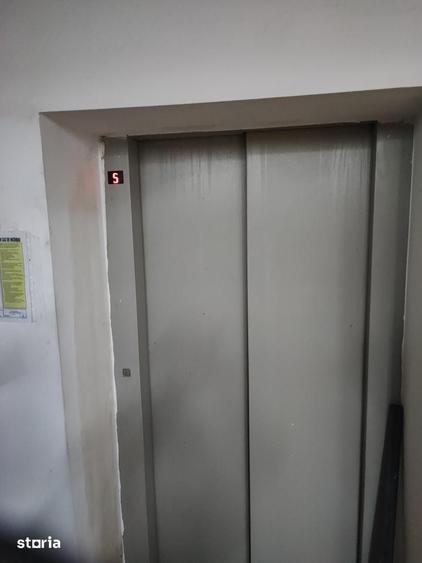 Spațiu comercial, de 1,237 mp, în Berceni