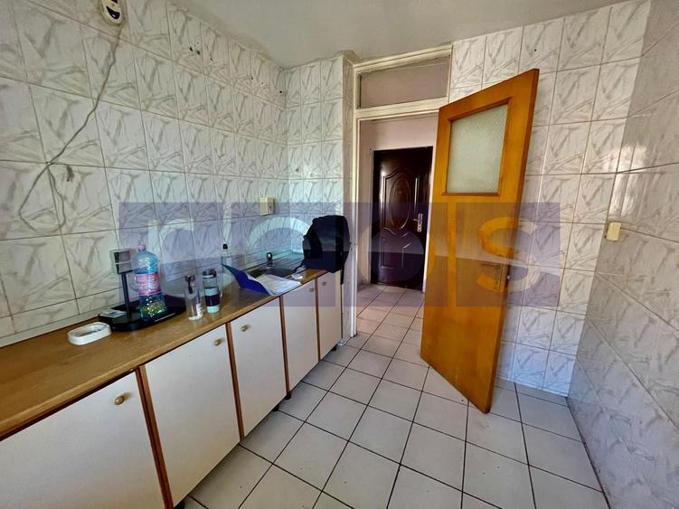 VANZARE APARTAMENT 2 CAMERE 50MP DRISTOR DECOMANDAT BLOC 1982 TEAVA DE GAZ - 9