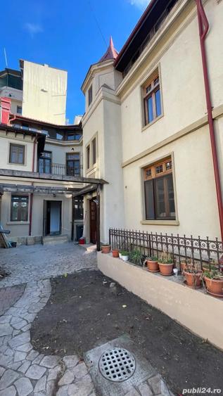 Casă cu 6 camere în Parcul Carol