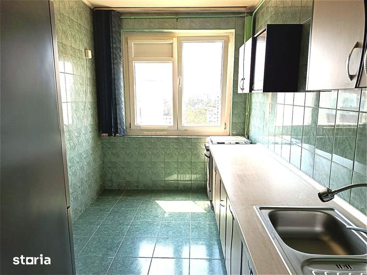 Apartament cu 2 camere decomandat în Titan