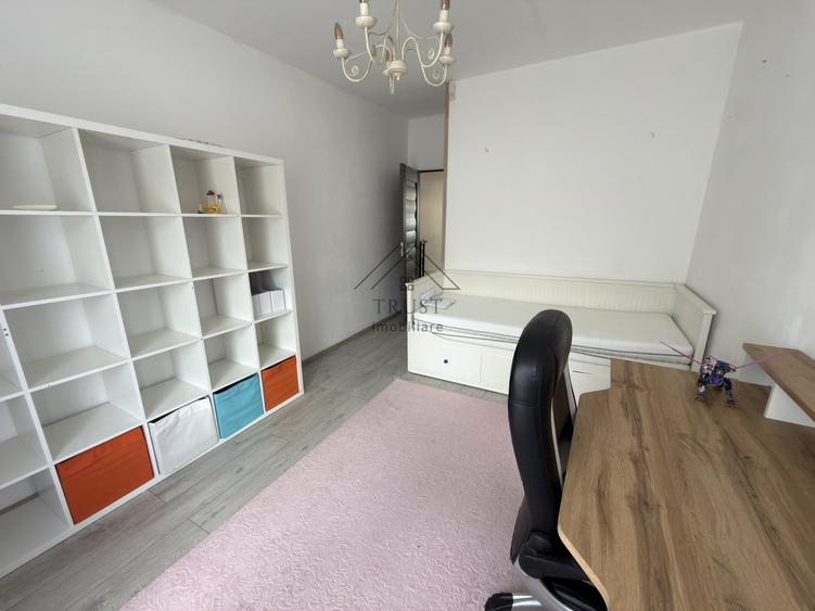 Duplex cu 4 camere cu Canalizare în Florești