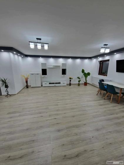 Casă cu 3 camere cu Teren 2800 Mp în Tarcea