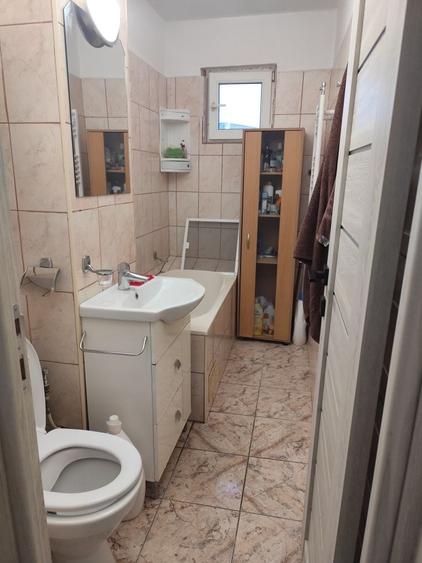 Casă cu 2 camere cu Teren 43 Mp în Casa de Cultură