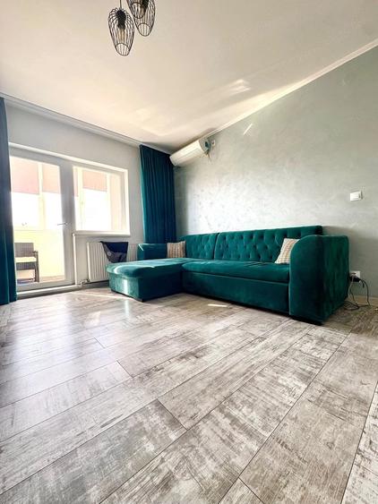 Apartament cu 3 camere semidecomandat în Dâmbovița