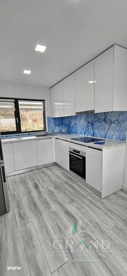 Casă cu 3 camere cu Teren 500 Mp în Feleacu