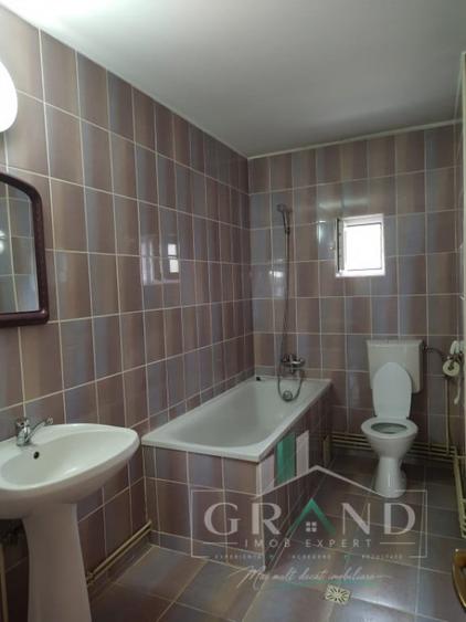 Casa individuala de inchiriat | 3 camere | Curte | Terasa - 9
