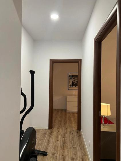 Apartament cu 3 camere decomandat, mobilat în Floreasca