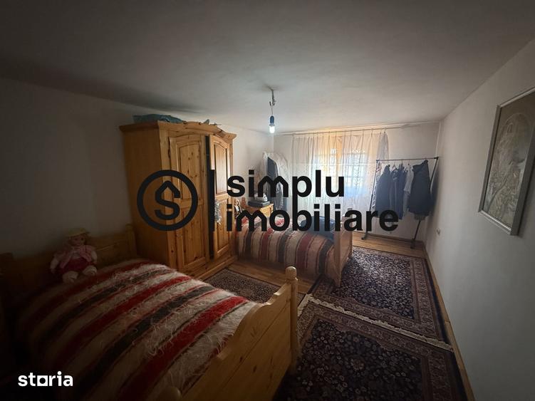 Casă cu 6 camere cu Teren 372 Mp în Bariera Vâlcii