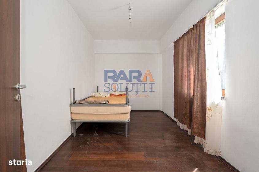 Casă cu 4 camere în Central