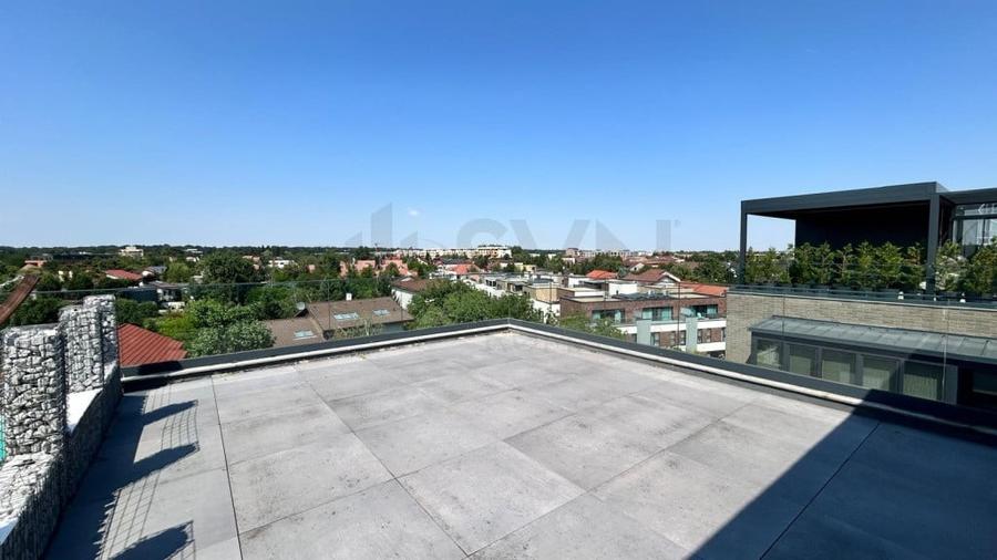 Apartament cu 4 camere decomandat în Iancu Nicolae