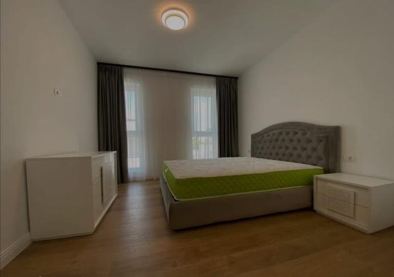 Apartament cu 3 camere decomandat, mobilat în Central