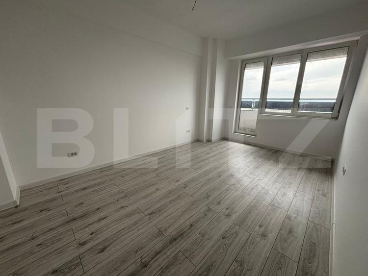 Apartament cu 4 camere decomandat în Galata
