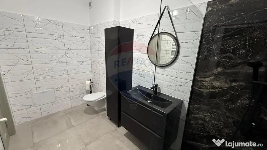 Garsonieră decomandată în Central