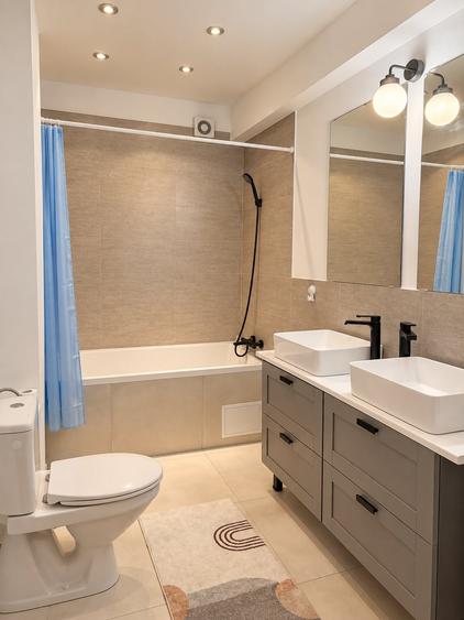 Apartament cu 3 camere, mobilat în Calea Victoriei