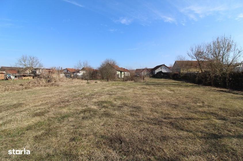 Casă cu 2 camere în Peștișu Mare