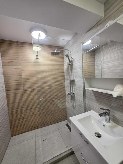 Apartament cu 2 camere decomandat în Energia
