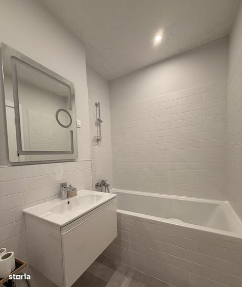 Apartament cu 3 camere în Străulești
