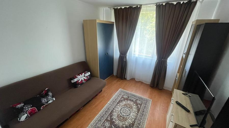 Apartament decomandat în Valea Ialomiței