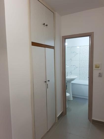 Apartament cu 2 camere decomandat în Dacia