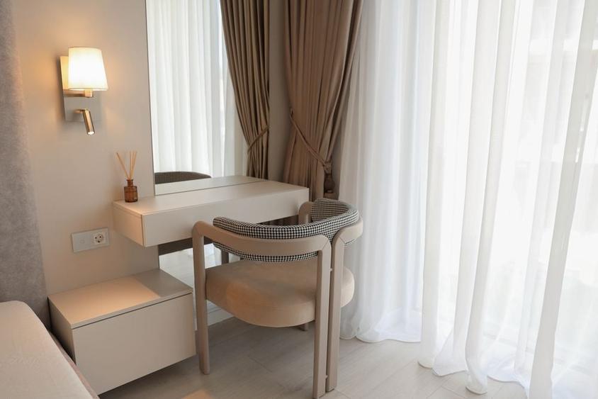 Apartament cu 2 camere decomandat în Exterior Vest
