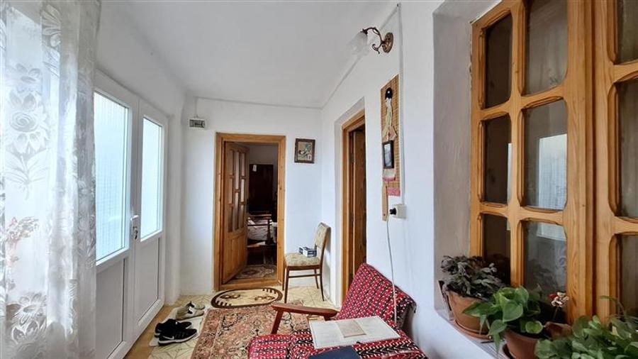 Casă individuală cu 3 camere cu Teren 870 Mp în Exterior Est