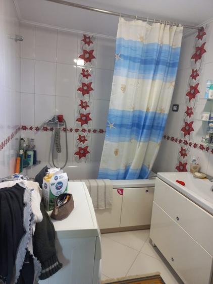Casă cu 4 camere în Pechea