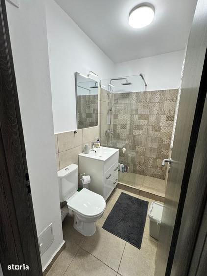 Casă cu 4 camere cu Teren 120 Mp în Central