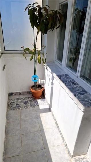 Apartament cu 3 camere decomandat, mobilat în Zimbru