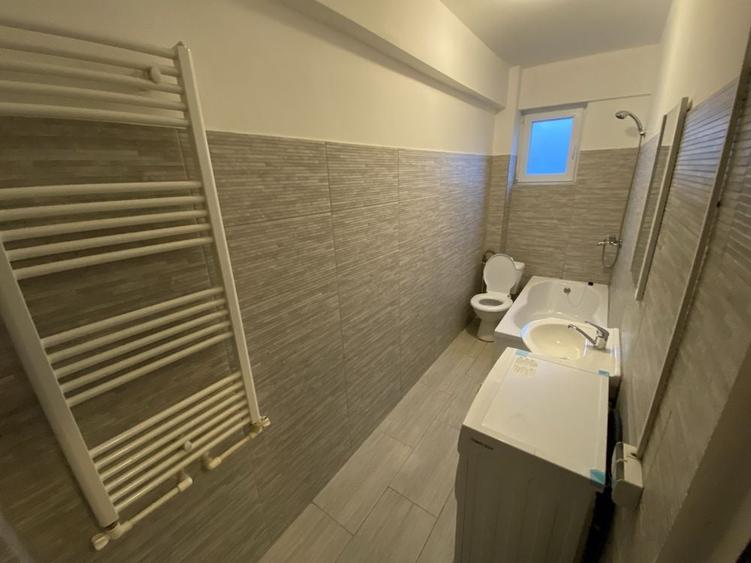 Garsonieră decomandată în Vișan