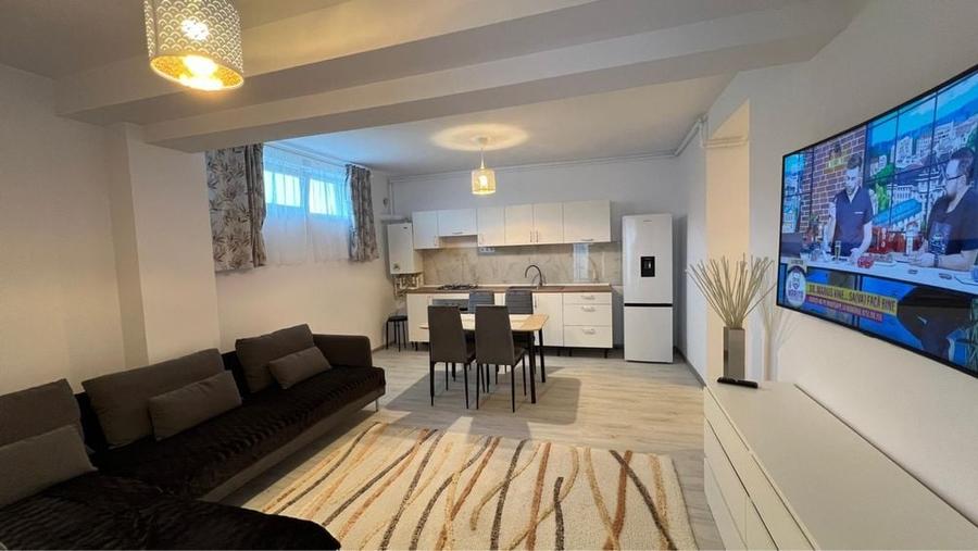 Apartament cu 2 camere semidecomandat în Central