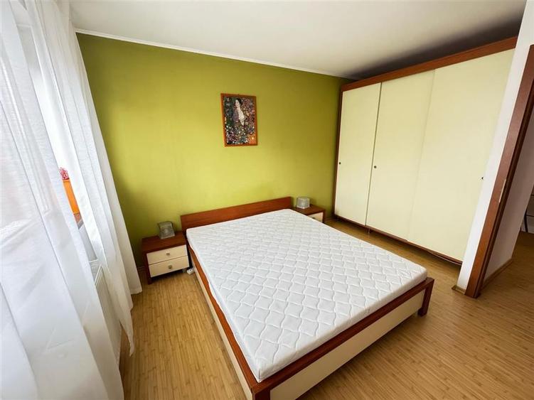 Apartament cu 3 camere decomandat, mobilat în Hipodrom 2