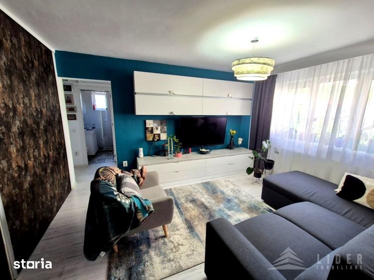 Apartament cu 3 camere si doua dormitoare, 67 mp, etaj intermediar - 10