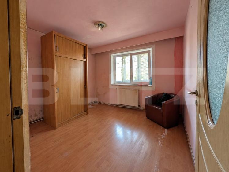 Apartament cu 2 camere decomandat în Minerul