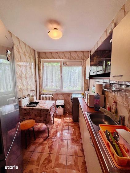 Apartament cu 3 camere de vanzare , 1 Decembrie, Titan, Piata Minis - 10