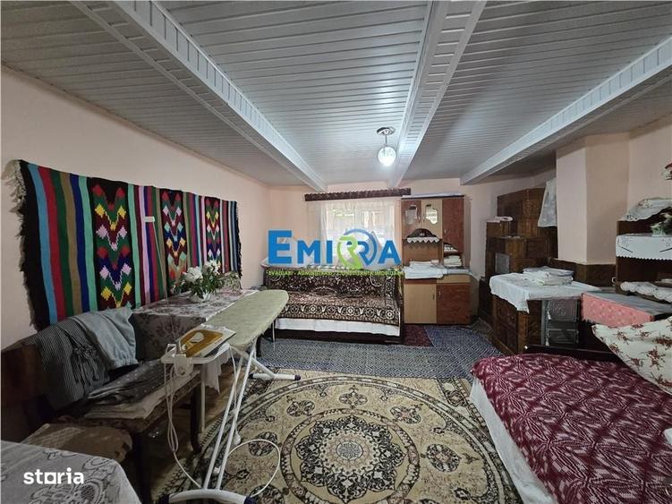 Casă cu 4 camere în Bahna