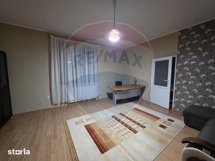 Casă cu 3 camere cu Teren 300 Mp în Ultracentral