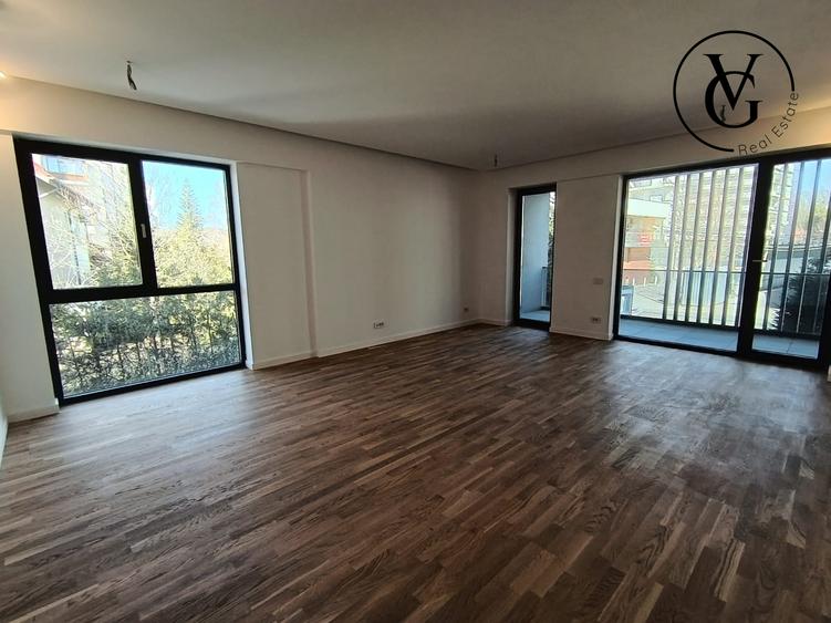 Apartament cu 3 camere decomandat în Voluntari