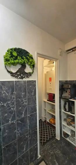 Apartament cu 3 camere decomandat, mobilat în Energiei