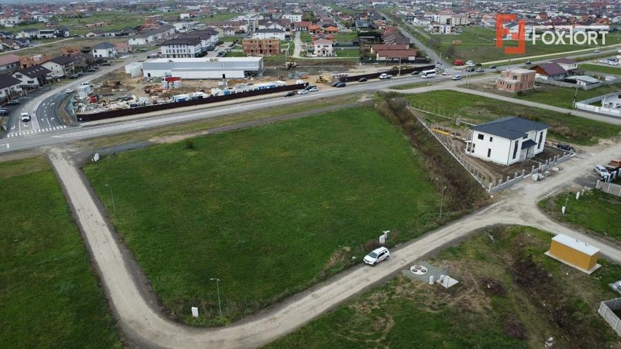 Teren Construcții intravilan de 1236 mp, în Moșnița Nouă
