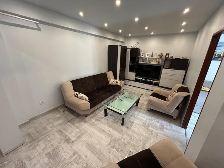 Apartament cu 2 camere decomandat în Calea Moldovei
