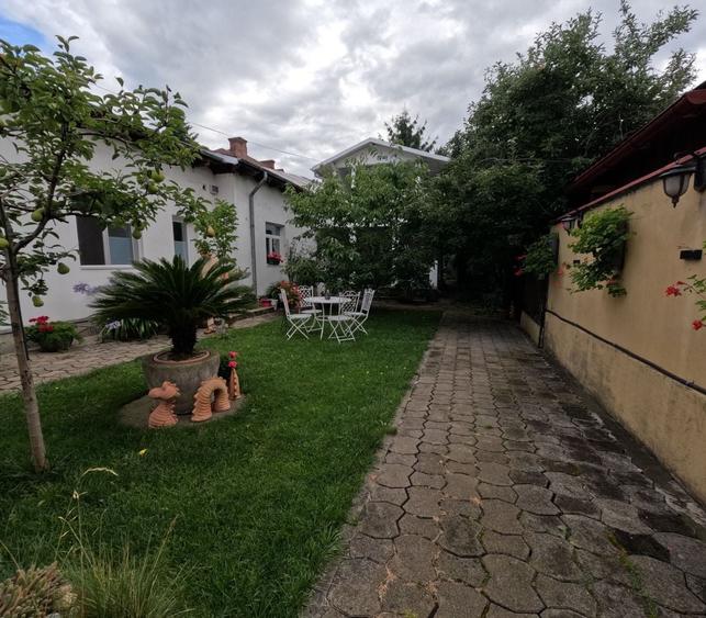 Casă Renovată cu Grădină | 227 mp | 3 Terase | 3 Dormitoare | Milcov - 57