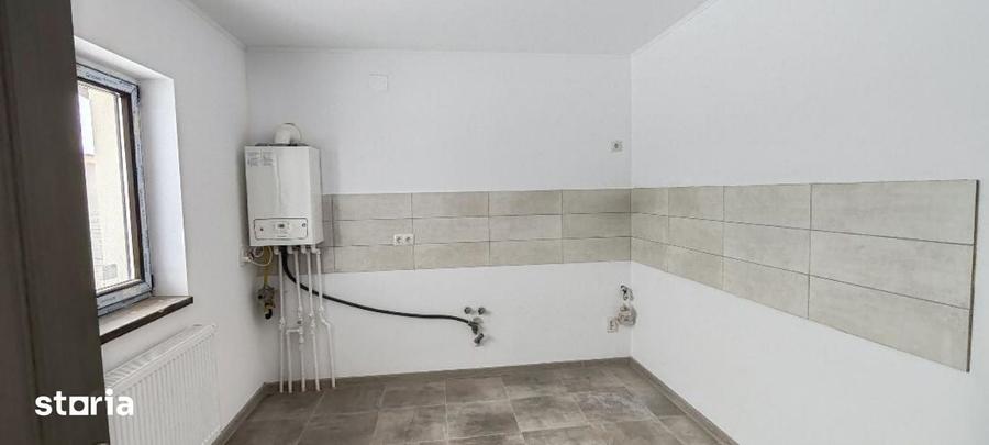 Casă cu 4 camere cu Teren 400 Mp în Clinceni