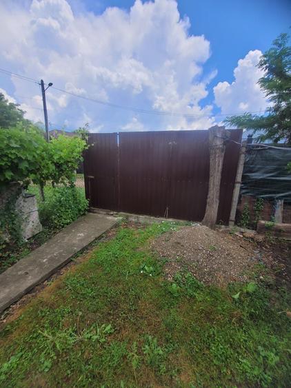 Casă cu 3 camere în Lacu