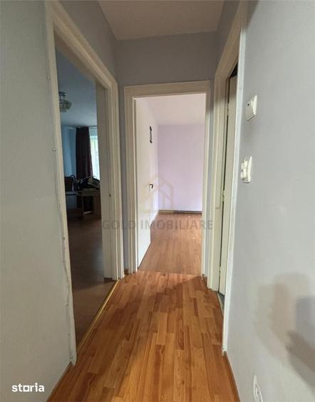 Apartament cu 3 camere în Republicii