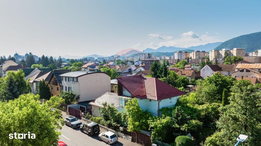 Casă cu 3 camere cu Teren 705 Mp în Central