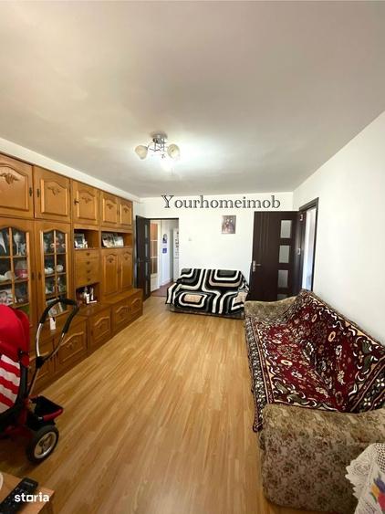 Apartament cu 2 camere semidecomandat în Craiovița Nouă