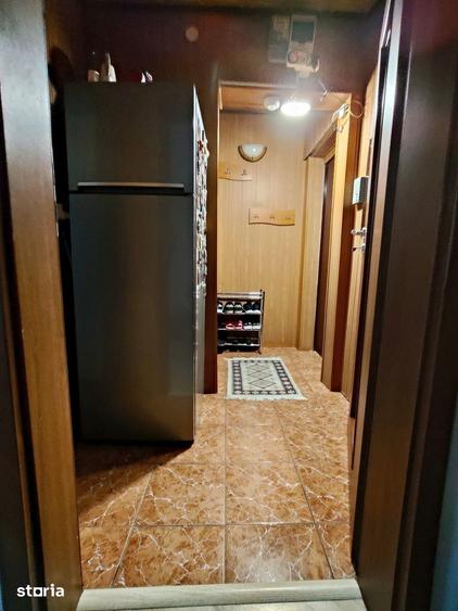 Apartament cu 3 camere în Florilor