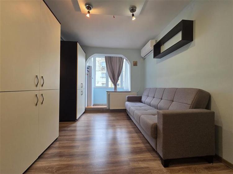 Apartament cu 2 camere nedecomandat, mobilat în Uzina 2