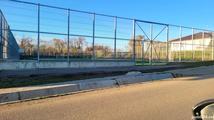 Teren de 1700 mp, în Mereni